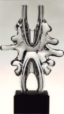 8. „Natura I”, proj. A. Puchała, szkło kryształowe, wolnoformowane. Fot. Jan Kotlarski, archiwum rodzinne