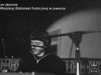 198x-33  Jesień 1980  Jawor, Rynek  Babie Lato    Grupa Etna  Zdzisław Babiarski (organy)