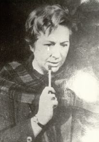 Stefania Domańska w trakcie pracy nad sztuką.