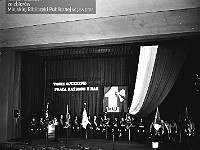 1979-40  1 maja 1979  Jawor, Kino "Jubilat", ul. Armii Krajowej (daw. ul. Świerczewskiego)  Obchody 1 maja - Święta Pracy     Akademia okolicznościowa.