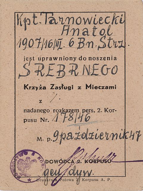 12. Legitymacja Srebrnego Krzyża Zasługi z Mieczami. 12. Legitymacja Srebrnego Krzyża Zasługi z Mieczami.