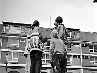 1995-36  11 czerwcwa  1995  Jawor, Rynek  I Półmaraton Jaworski o Puchar Burmistrza Jawora    Biegi towarzyszące dla dzieci i młodzieży  W tle zachodni fragmet pierzei północnej