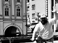 1996-01  8 czerwca 1996  Jawor, Rynek  II Półmaraton Jaworski o Puchar Burmistrza Jawora    Józef Noworól  W tle północno-zachodni fragment rynku i ulica Grunwaldzka