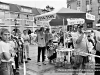 1999-05  6 czerwca 1999   Jawor, Rynek  Dni Jawora, V Półmaraton Jaworski o Puchar Burmistrza Jawora    W tle widoczna zachodnia część pierzei północnej i ratusz