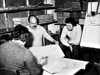 1975-12  1975   Jawor,ul. Parkowa 5. Klub Technika  Modelarnia Kużni      Modelarnia lotnicza  przy Klubie Techniki i Racjonalizacji RNR i ZKiMR  Józef Grochot- w środku - wicemistrz Polski seniorów, instruktor sekcji modelarskiej, obok Tadeusz Kroczak