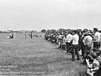 1987-132  6 czerwca 1987 r.  Stary Jawor. Łąki przy Nysie Szalonej  Zawody modeli latających