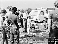 1988-11  czerwiec 1988 r.   Stary Jawor, Łąki przy Nysie Szalonej   Ogólnopolskie Zawody Modelarskie      Przy mikrofonie Władysław Bandoła