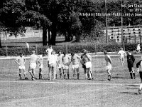 1981-29  1981  Bolesławiec, ul. Spóldzielcza 2  Mecz Kużni/Jaworzanki z Budowlanym Klubem Sportowym Boles?awiec      Mecz Kuźni/Jaworzanki z BKS-em  w sezonie 1980/1981.Piłkarze z Jawora wywalczyli historyczny awans do III ligi. Obie drużyny solidarnie wtedy wygrały na boiskach rywali po 1:0.