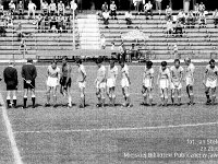 1981-31  1981  Bolesławiec, ul. Spóldzielcza 2  Mecz Kużni/Jaworzanki z Budowlanym Klubem Sportowym Boles?awiec      Mecz Kuźni/Jaworzanki z BKS-em  w sezonie 1980/1981.Piłkarze z Jawora wywalczyli historyczny awans do III ligi. Obie drużyny solidarnie wtedy wygrały na boiskach rywali po 1:0.
