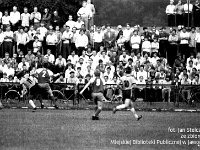 1981-05  1981  Jawor, Parkowa 8, stadion miejski  Mecz  Kuźni Jawor z Zagłebiem Wałbrzych    Pucharowy( Puchar Polski) mecz Kuźnia Jawor Zagłębie Wałbrzych. Zawodnicy Kuźni w ciemnych spodenkach