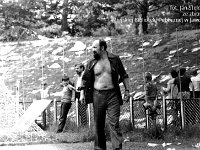 1983-02  1983  Lubin, stadion górniczy  IV liga mecz Zagłębie II Lubin, Kuźnia Jawor       Mecz wygrany dla Kuźni Jawor. Wynik 4:1  Na zdjęciu Tadeusz Podhorodecki trener Kuźni Jawor.