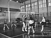 1994-01  styczeń 1994  Jawor, Plac Bankowy 1. Szkoła Podstawowa nr 2, sala gimnastyczna  Klub Sportowy Olimpia      Mistrzostwa Jawora i podrejonu                Ziemia Jaworska 3/94