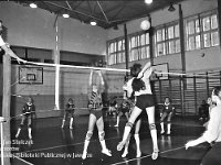 1994-04  styczeń 1994  Jawor, Plac Bankowy 1. Szkoła Podstawowa nr 2, sala gimnastyczna  Klub Sportowy Olimpia      Mistrzostwa Jawora i podrejonu