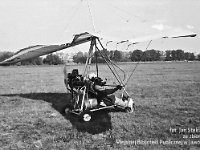 1992-17  25-27 września 1992 r.  Jawor, lotnisko sanitarne w Starym Jaworze   I Zlot Motolotni w Jaworze      Organizator HKL "Rotor" i Komenda Hufca ZHP w Jaworze