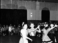 1986-01  1986  Jawor, ulica Piastowska 2.Klub Relaks  Turniej Tańca Towarzyskiego sekcja młodzieżowa