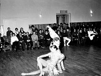 1986-16  12 lutego1986 r.  Jawor, ulica Piastowska 2. Klub Relaks  Turniej Tańca Towarzyskiego o Puchar Wyzwolenia. Turniej zorganizowano w ramach Dni Jawora.      Iwona Szymańska-Pavlović i Arkadiusz Pavlović - Mistrzowie Polski