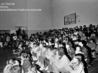 1990-24  1990 r.  Jawor, Chrobrego 26 A, Hala Sportowa  IV Dziecięcy Ogólnopolski Turniej Tańca Towarzyskiego o Puchar Wyzwolenia Jawora