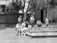 1990-13  lato 1990  Jawor, Rynek  Pokazy tańca
