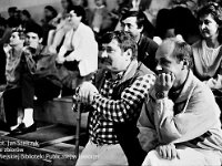1991-88  7-8 września 1991 r.  Jawor, Chrobrego 26 A, Hala Sportowa  Dziecięcy Turniej Tańca Towarzyskiego      Na zdjeciu od lewej Józef Noworól i Andrzej Chmielus pracownicy Jaworskiego Ośrodka Kultury.