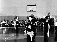 1993-34  29-30 maja 1993 r.  Jawor, Plac Bankowy 1, Szkoła Podstawowa nr 2 w Jaworze  Jaworski Klub Taneczny Roman. Impresje taneczne