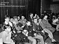 1994-12  1994 r.  Jawor, Parkowa 5, Klub Technika  Mikołajki, pokaz tańca towarzyskiego