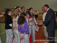 2011-131  22 maja 2011 r.  Jawor,ul. Wiejska 5. Hala Sportowa, Powiatowe Centrum Kształcenia Zawodowego   Ogólnopolski Turniej Tańca Nowoczesnego Disco Dance    Organizatorzy : Studio Tańca i Ruchu I&A Kowalscy, Spółdzielczy Klub Piast, Jaworski Ośrodek Kultury. Wręczanie nagród. Na zdjęciu od prawej Artur Urbański, Danuta Lis.