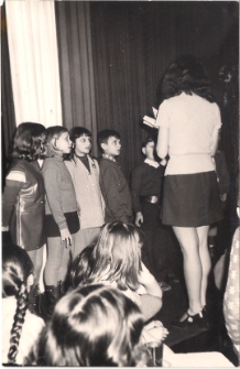 Zabawa noworoczna dla dzieci, Jawor 1974 r., zdjęcie 1