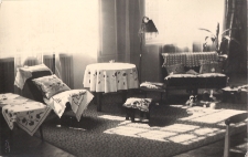 Wystawa "Zręczne ręce" w MBP w Jaworze lata 1960, zdjęcie 4