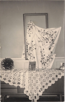 Wystawa "Zręczne ręce" w MBP w Jaworze lata 1960, zdjęcie 14