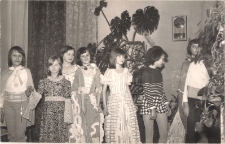 "Biały wrzos"- legenda mazurska - w wykonaniu czytelników Oddziału Dziecięcego MBP w Jaworze 1978 r., zdjęcie 3