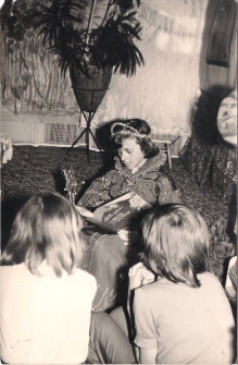 "Biały wrzos"- legenda mazurska - w wykonaniu czytelników Oddziału Dziecięcego MBP w Jaworze 1978 r., zdjęcie 12