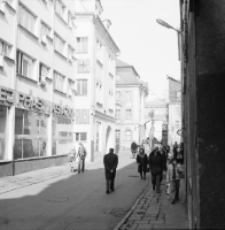 Jelenia Góra - ulica Długa (fot. 23) [Dokument ikonograficzny]