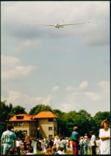 Festyn na lotnisku (fot.4) [Dokument ikonograficzny]