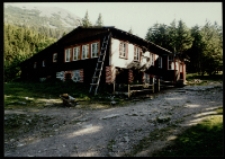 Schronisko PTTK "Nad Łomniczką" (fot. 1) [Dokument ikonograficzny]