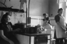 [Szklarska Poręba : restauracja-kuchnia] [Dokument ikonograficzny]