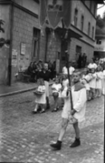 [Szklarska Poręba - procesja w święto Bożego Ciała] (fot. 1) [Dokument ikonograficzny]