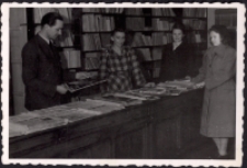 Księgarnia jeleniogórska [Dokument ikonograficzny]