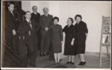 Otwarcie księgarni przy ul. 1. Maja 10 : najwiekszej na Dolnym Śląsku - 1952 rok (fot. 2) [Dokument ikonograficzny]