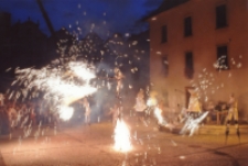 [25. MFTU 2007 Jelenia Góra - Teatr InZhest “X-Tradition”] (fot. 8) [Dokument ikonograficzny]