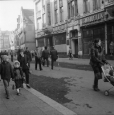 Jelenia Góra - ulica 1 Maja (fot. 2) [Dokument ikonograficzny]