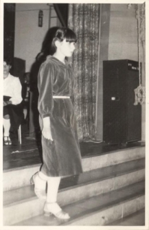 Koło Miłośnik&oacute;w Literatury przy bibliotece publicznej w Obornikach Śląskich, Beata Benasiewicz, 1981 r. [Dokument ikonograficzny]