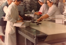 Spółdzielnia Zakłady Wyrobów Cukierniczych „Miś” w Obornikach Śl., 1998 r. (fot. 11) [Dokument ikonograficzny]