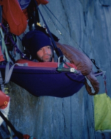 The wall of the early morning light [Dokument ikonograficzny]