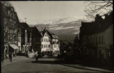 [Szklarska Poręba, ul. Jedności Narodowej] (fot. 1) [Dokument ikonograficzny]