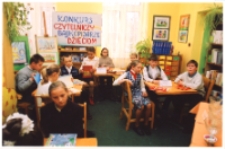 Bajkopisarze dzieciom &ndash; gminny konkurs czytelniczy zorganizowany przez Bibliotekę im. J. Iwaszkiewicza i Obornicki Ośrodek Kultury, 20.11.2002 r. (fot. 4) [Dokument ikonograficzny]