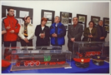 Pociąg do przyszłości : wernisaż wystawy zorganizowanej z okazji 150-lecia otwarcia linii kolejowej Wrocław - Poznań, 29.12.2006 r. (fot. 6) [Dokument ikonograficzny]