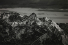 Zanim zapadnie noc [Dokument ikonograficzny]