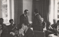 Nawiązanie współpracy pomiędzy kierownictwem Miejskiego Międzyzakładowego Domu Kultury w Obornikach Śląskich a dyrekcją Studium Wychowania Przedszkolnego w Obornikach Śląskich, 15.02.1974 r. [Dokument ikonograficzny]