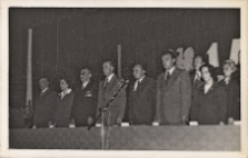 Wieczornica w Obornickim Ośrodku Kultury z okazji Święta Pracy, 27.04.1976 r. [Dokument ikonograficzny]