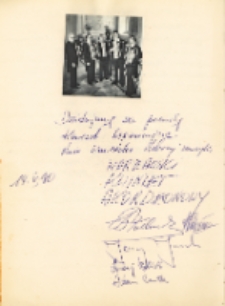 Autografy i zdjęcie Warszawskiego Kwintetu Akordeonowego : Włodzimierza Lecha Puchnowskiego, Jerzego Jurka, Andrzeja Zielińskiego, Adama Zemły, Waldemara Dubienieckiego, 19.05.1980 r. [Dokument ikonograficzny]
